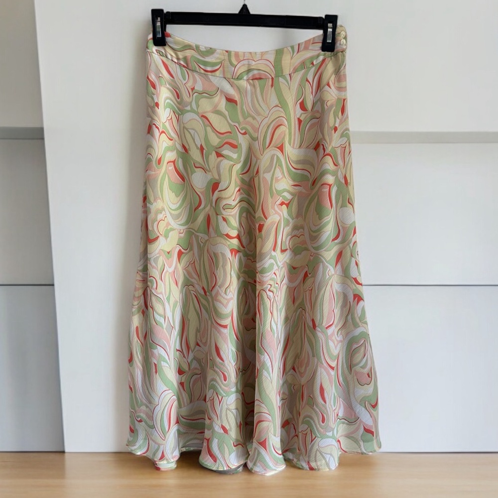 Evan Picone Size 8 Flowing Midi Skirt. Like New.